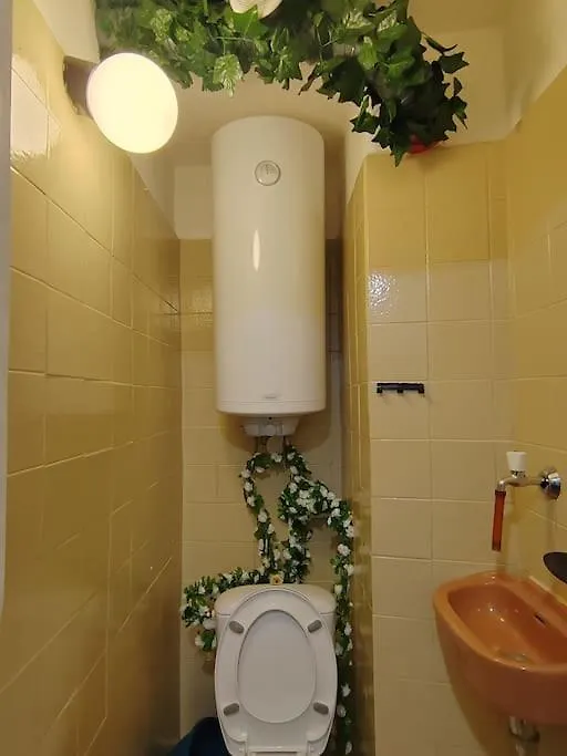 Red Room - Apartment In Varna - Beach And Forest Bulgaria